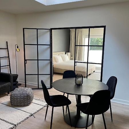 Unique Luxury Apartment With Cosy Garden! เกนต์ ภายนอก รูปภาพ