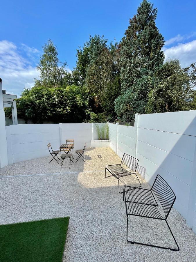 Unique Luxury Apartment With Cosy Garden! เกนต์ ภายนอก รูปภาพ