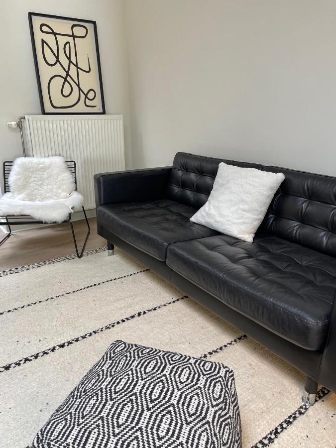 Unique Luxury Apartment With Cosy Garden! เกนต์ ภายนอก รูปภาพ