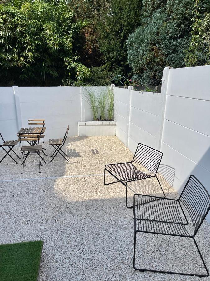 Unique Luxury Apartment With Cosy Garden! เกนต์ ภายนอก รูปภาพ