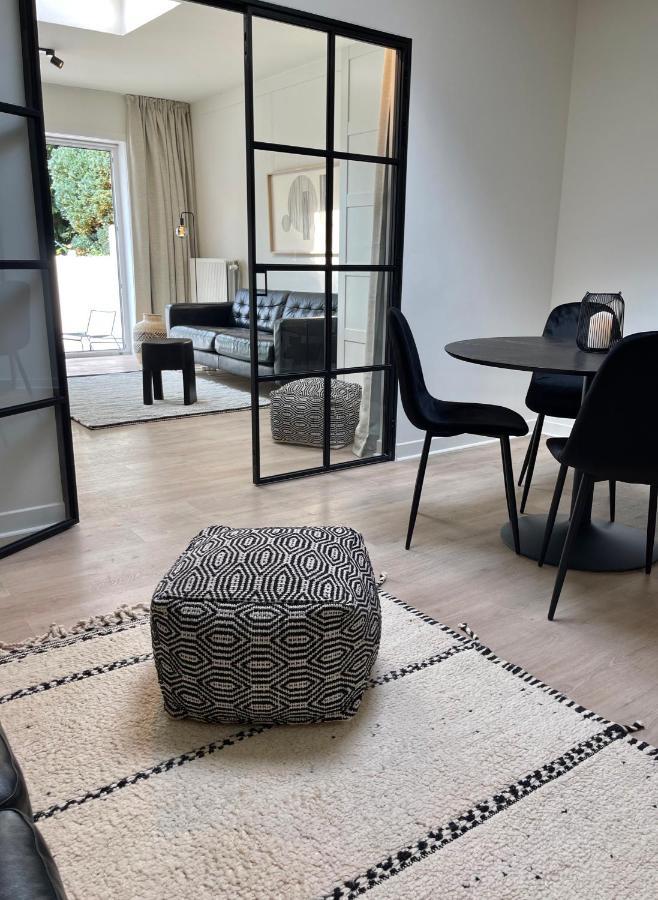 Unique Luxury Apartment With Cosy Garden! เกนต์ ภายนอก รูปภาพ